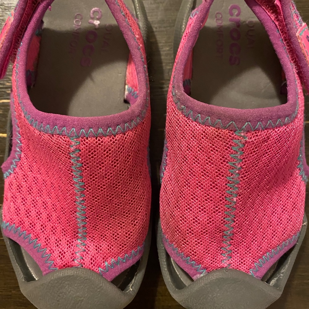 Crocs Kids' Swiftwater Sandal | Water Shoes | Slip On Kids' Sandals